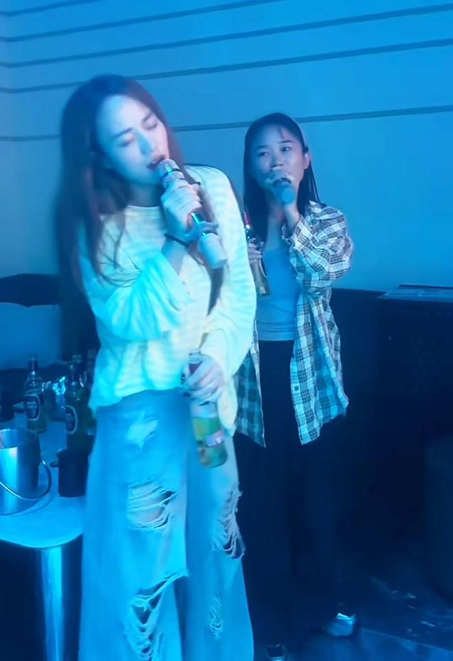 什么会把小小留在身边答案非常明确。不朽情